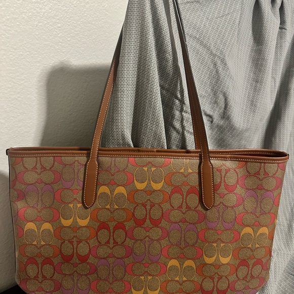 Coach Signature C City Tote in Pink, Orange, and Brown - Picture 2 of 6